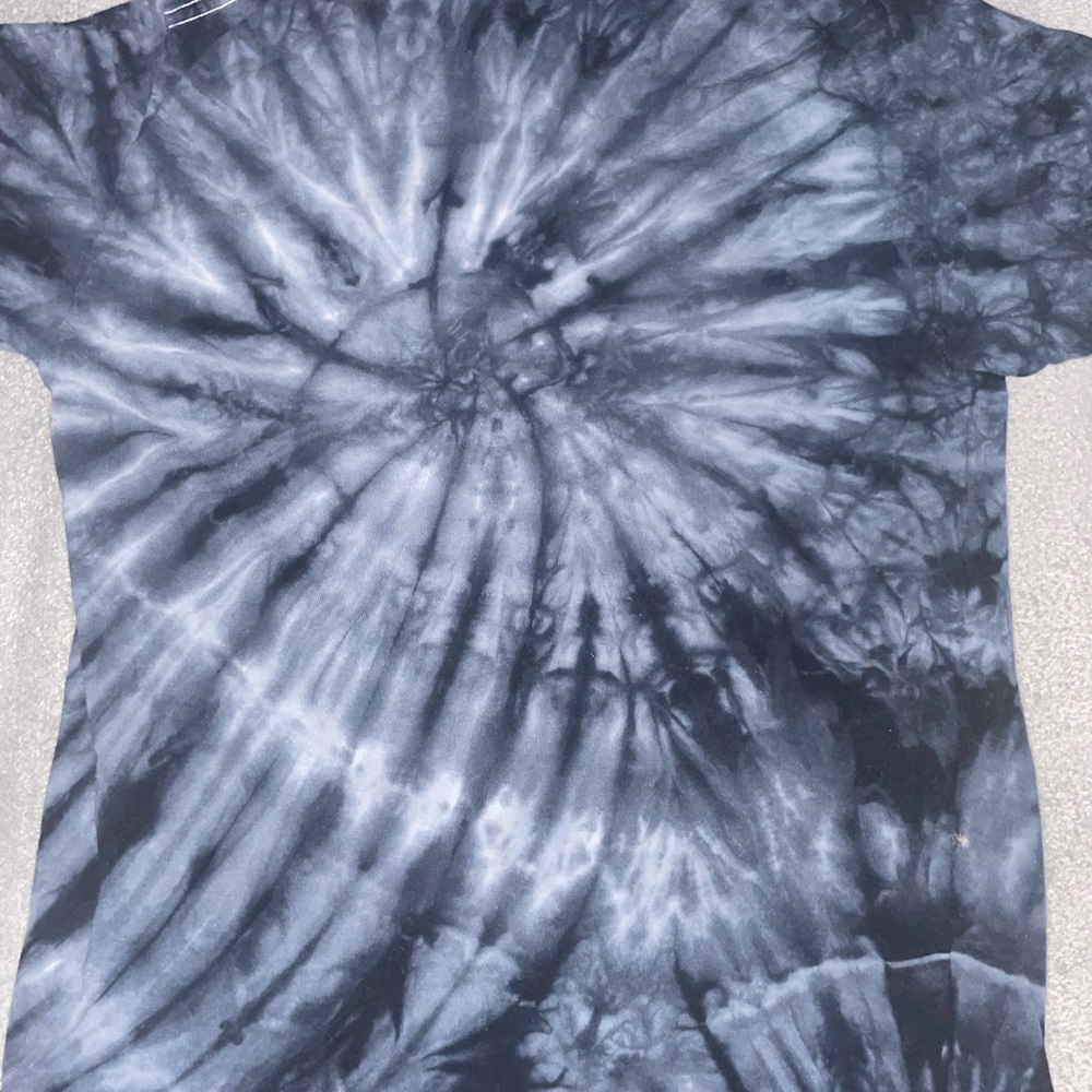 Black and Gray Tie-Dye T-Shirt